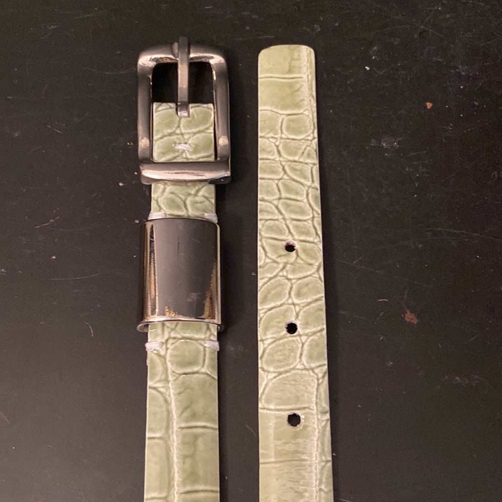 Armani Collezioni Light Green Patent Leather Slim Belt 48 Italy